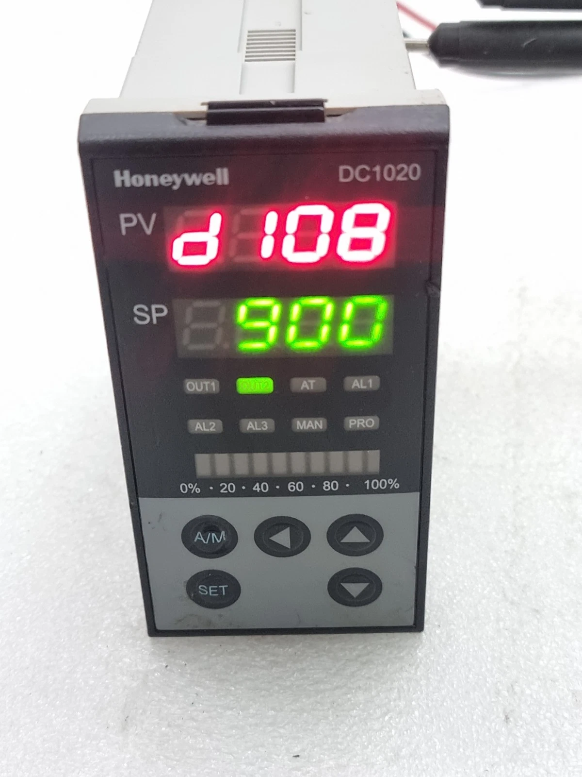 Honeywell DC1020 FU86-301000 Digital PID Controller 85-265Vac 4VA (Used Working)